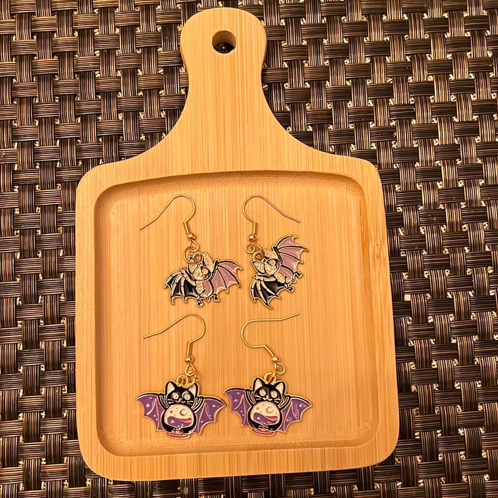 Gothic Bat 🦇 & Cat 🐈‍⬛ Charm Earrings
